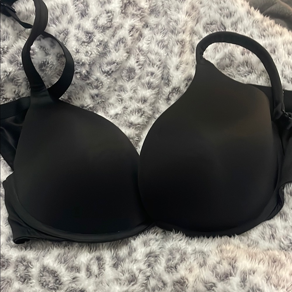 Cacique Black Full Coverage Bra with Molded Cups